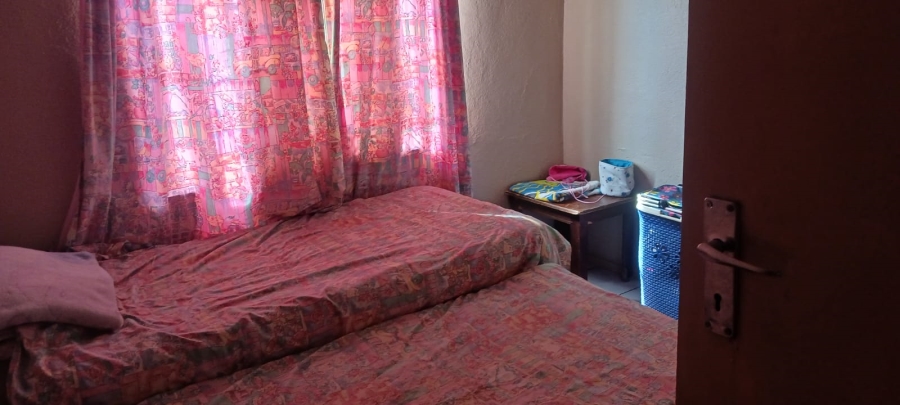 2 Bedroom Property for Sale in Oos Einde North West